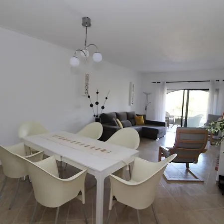 2 Bedrooms With Shared Pool And Enclosed Garden At 3 Km Away From The Апартаменти Портіман